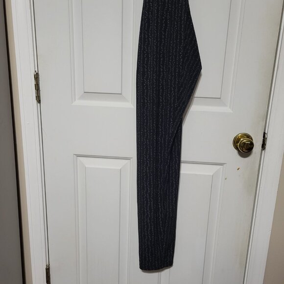 BCBGeneration Black White Plunge Wrap Drape Pockets Sleeveless Jumpsuit - Picture 11 of 14